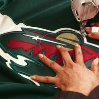 Minnesota Wild Hockey Jersey, Green Authentic Sportswear Jersey Shirt, Long Sleeve Hockey Sweater Jersey, Casual Gift for Men, Style 202056768